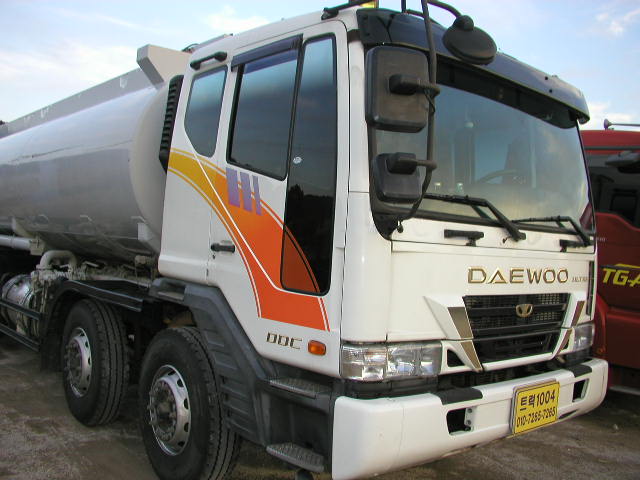  daewoo ultra 2004 .  dv15t, v-14600, 370 ..